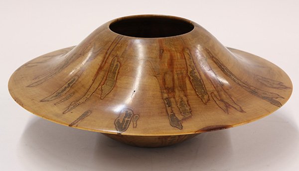Philip Moulthrop wood turned bowl, executed in leopard maple